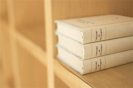 　　上海教师招聘考试技巧：怎么能在笔试中发挥出色?